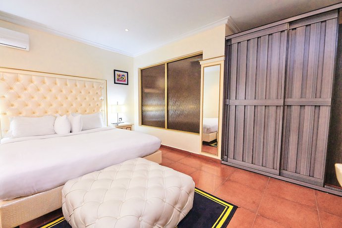 Imagen de la habitación del Hotel OAK HAVENS HOTEL. Foto 9