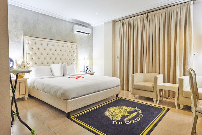 Imagen de la habitación del Hotel OAK HAVENS HOTEL. Foto 15