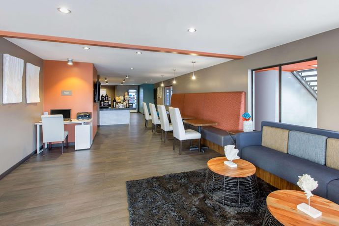 Imagen de los interiores del Hotel OC Costa Mesa. Foto 17