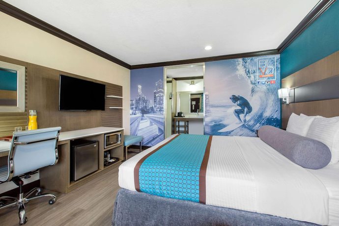 Imagen de la habitación del Hotel OC Costa Mesa. Foto 9