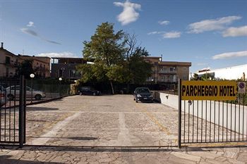 Imagen general del Hotel O.C. Villa Adriana. Foto 9