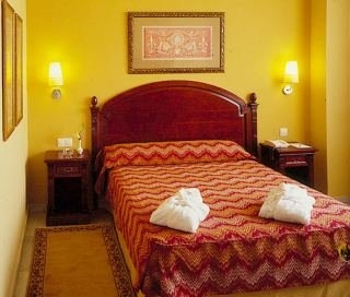 Imagen de la habitación del Hotel OCCIDENTAL GRAN CAPITAN. Foto 5