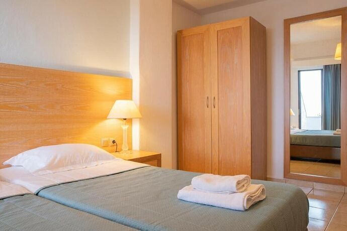 Imagen de la habitación del Hotel OCEANA Beach. Foto 14