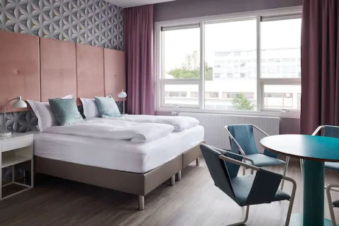 Imagen de la habitación del Hotel ODDSSON. Foto 4