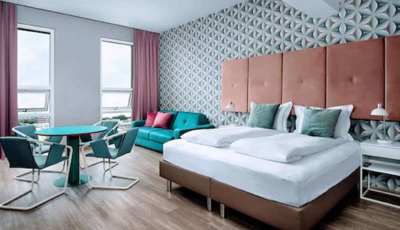 Imagen de la habitación del Hotel ODDSSON. Foto 19