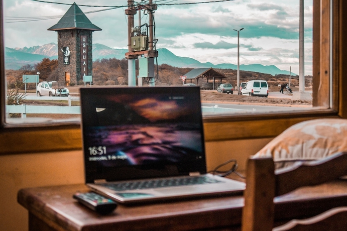 Imagen de la habitación del Hotel OIKOS. Foto 7