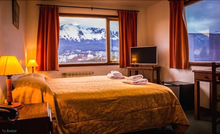 Imagen de la habitación del Hotel OIKOS. Foto 15