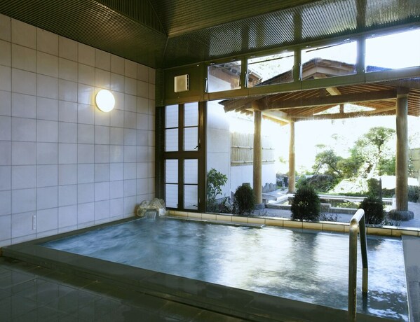 Imagen general del Hotel OJIKASOU. Foto 4