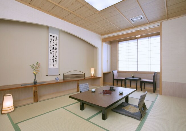 Imagen de la habitación del Hotel OJIKASOU. Foto 33