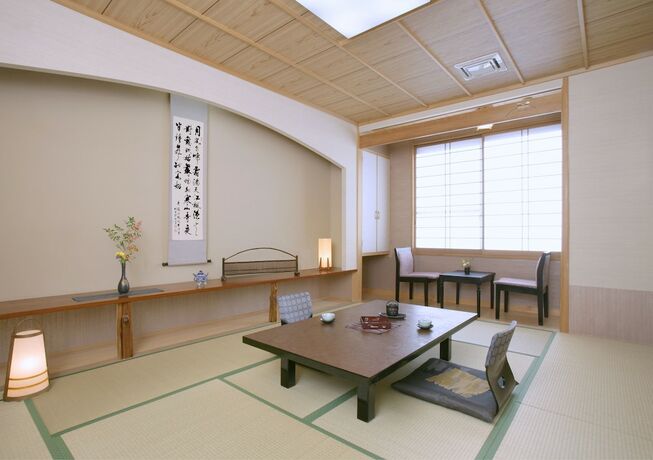 Imagen de la habitación del Hotel OJIKASOU. Foto 36