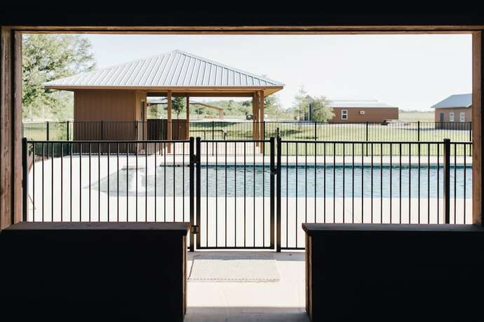 Imagen general del Hotel OK Corral. Foto 3