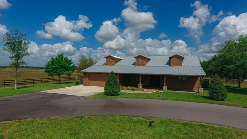 Imagen de la habitación del Hotel OK Corral. Foto 17