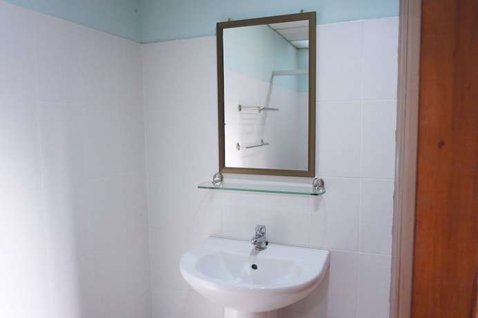 Imagen de la habitación del Hotel OK, Mueang Chumphon. Foto 10