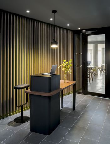 Imagen de los exteriores del Hotel OKKO Hotels Grenoble Centre. Foto 9