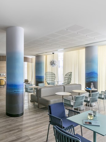 Imagen del bar/restaurante del Hotel OKKO Hotels Toulon Centre. Foto 7