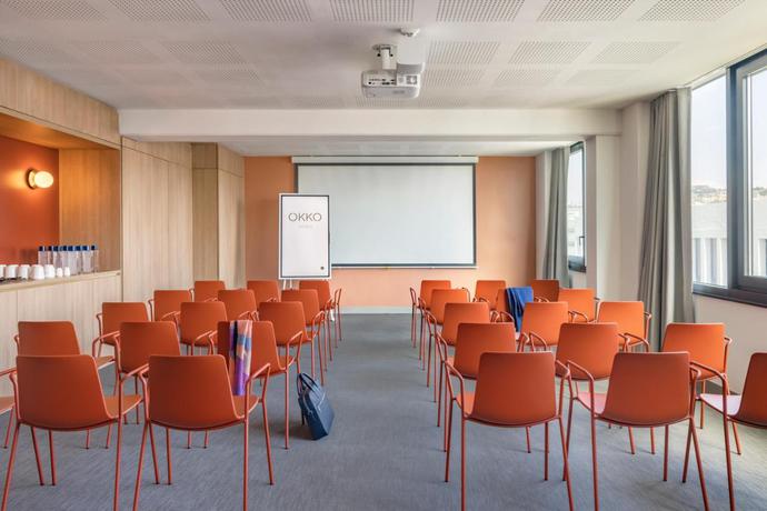 Imagen de los interiores del Hotel OKKO Nice Aéroport. Foto 7