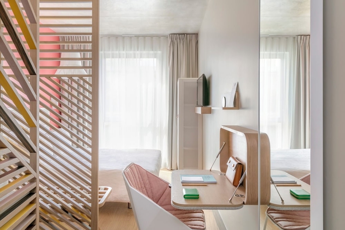 Imagen de la habitación del Hotel OKKOs Troyes Centre. Foto 8