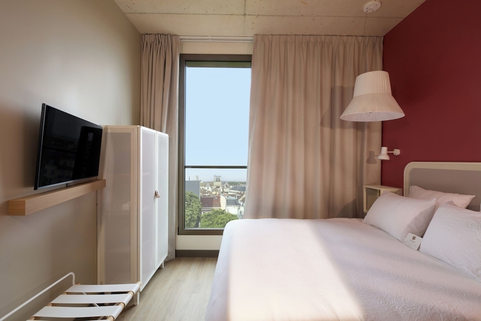 Imagen de la habitación del Hotel OKKOs Troyes Centre. Foto 15
