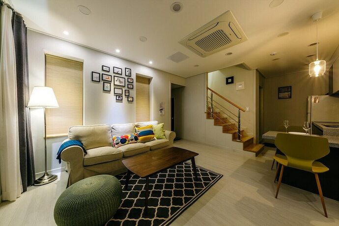 Imagen de la habitación del Hotel OKLM Luxe Club. Foto 6