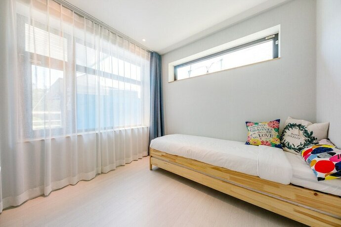 Imagen de la habitación del Hotel OKLM Luxe Club. Foto 17