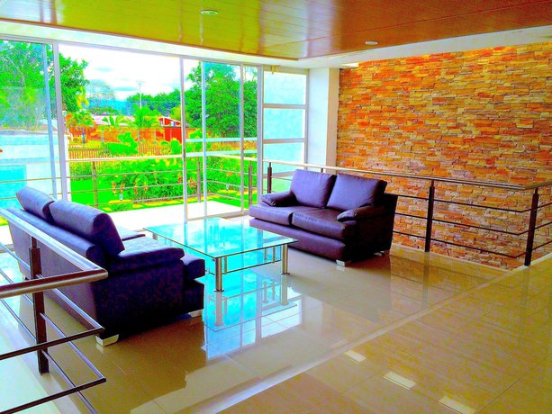 Imagen del bar/restaurante del Hotel O.L. Castilla. Foto 2