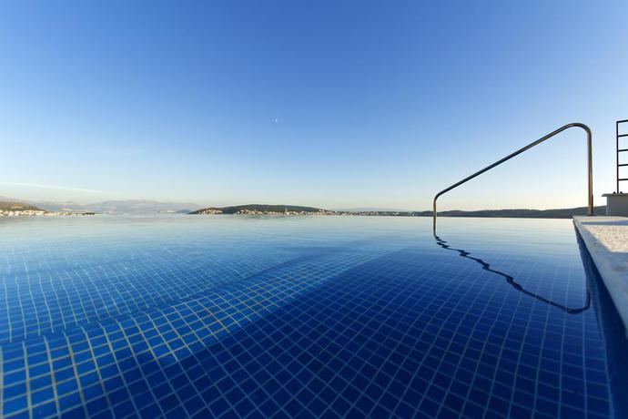 Imagen general del Hotel OLA - Adults Only, Seget Donji. Foto 10