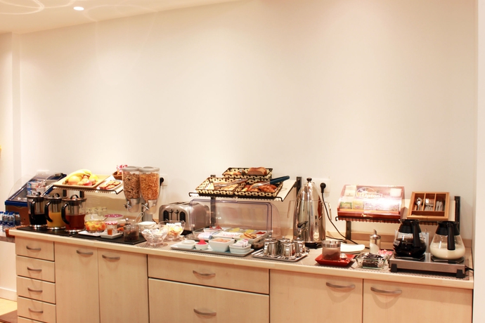 Imagen del bar/restaurante del Hotel OLDEGAR. Foto 4