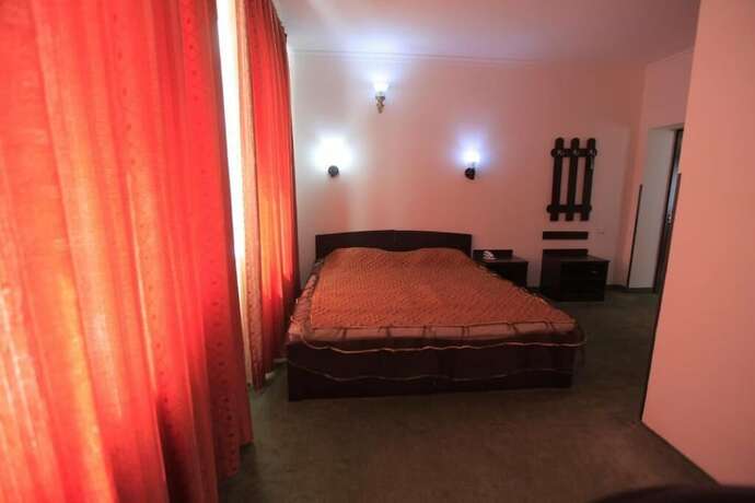 Imagen general del Hotel OLDKHIVA. Foto 14