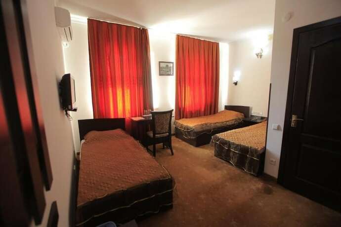 Imagen general del Hotel OLDKHIVA. Foto 18