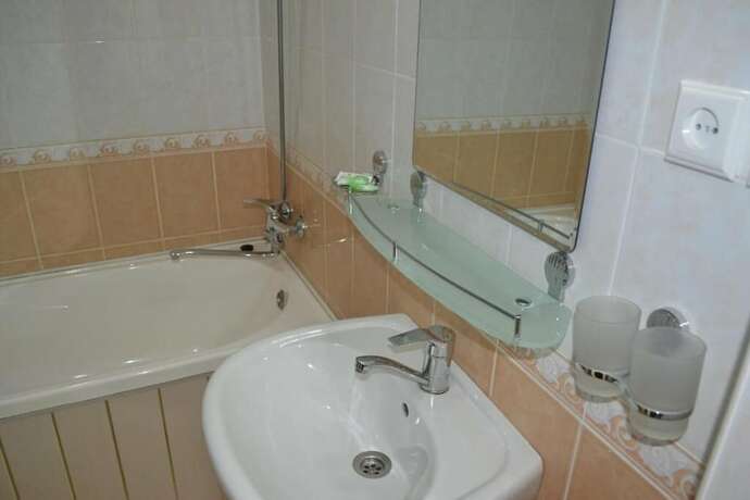 Imagen general del Hotel OLDKHIVA. Foto 19