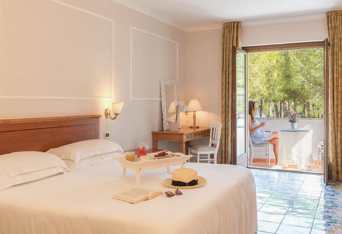 Imagen de la habitación del Hotel OLEANDRI HOTEL CLUB. Foto 3