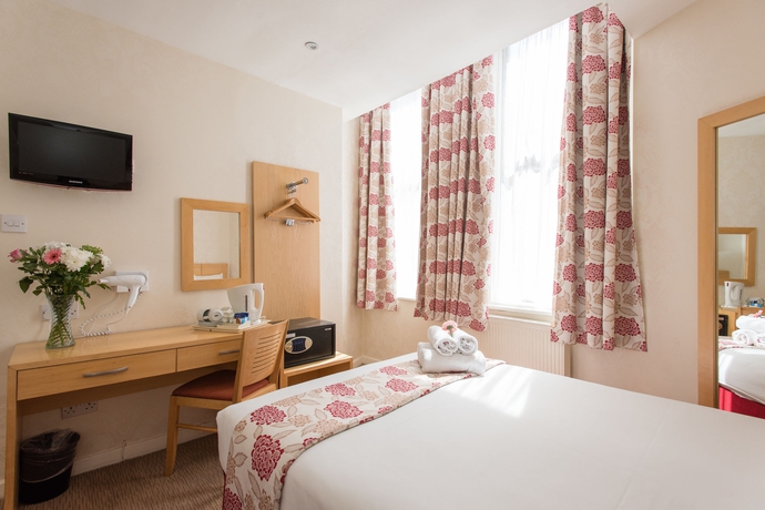 Imagen de la habitación del Hotel OLIVER PLAZA. Foto 5