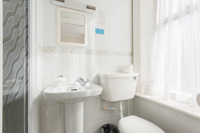 Imagen de la habitación del Hotel OLIVER PLAZA. Foto 9