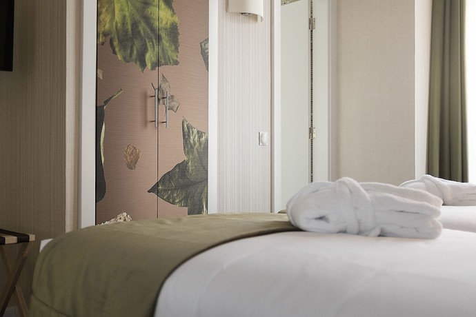 Imagen de la habitación del Hotel OMID Boutique. Foto 9