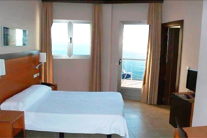 Imagen de la habitación del Hotel ON Aleta Room. Foto 13