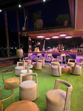 Imagen del bar/restaurante del Hotel ON Aleta Room designed for adults. Foto 3