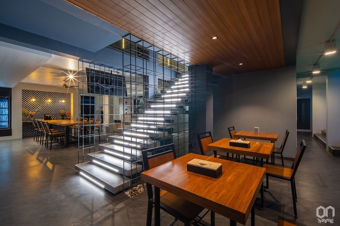 Imagen de los interiores del Hotel ON Thapae Chiang Mai. Foto 17