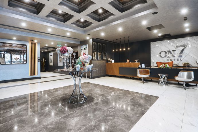 Imagen del bar/restaurante del Hotel ON7 Sakarya. Foto 4