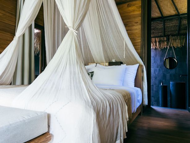 Imagen de la habitación del Hotel ONAYA Bali Resort. Foto 15