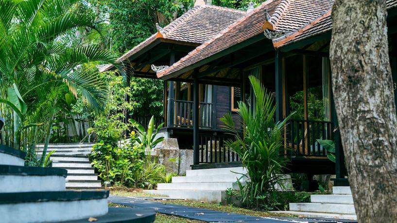 Imagen de la habitación del Hotel ONAYA Bali Resort. Foto 17