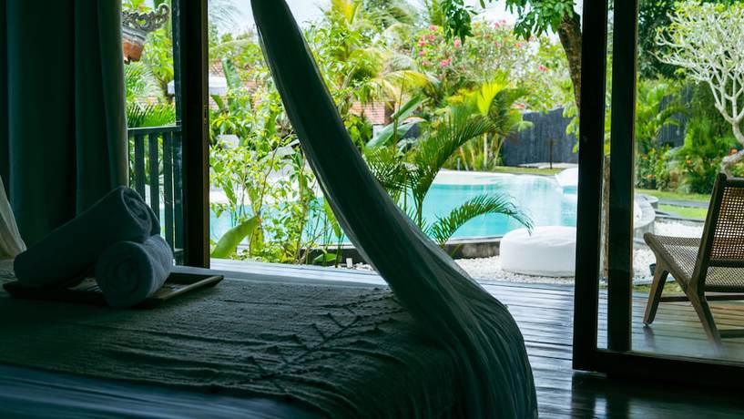 Imagen de la habitación del Hotel ONAYA Bali Resort. Foto 20