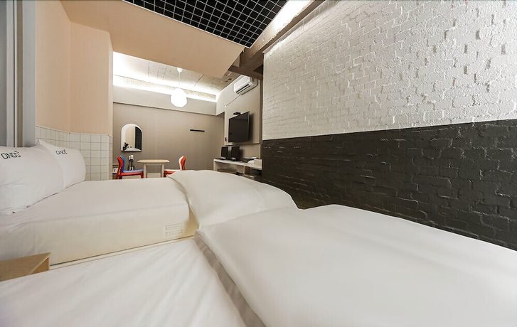 Imagen de la habitación del Hotel ONDO. Foto 3