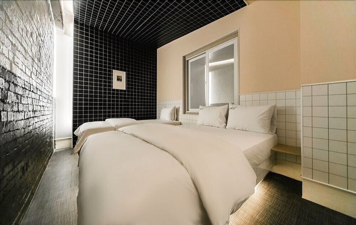 Imagen de la habitación del Hotel ONDO. Foto 13