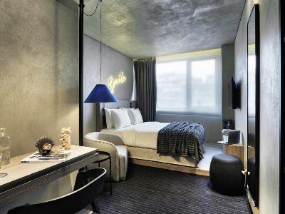 Imagen de la habitación del Hotel ONOMA. Foto 4