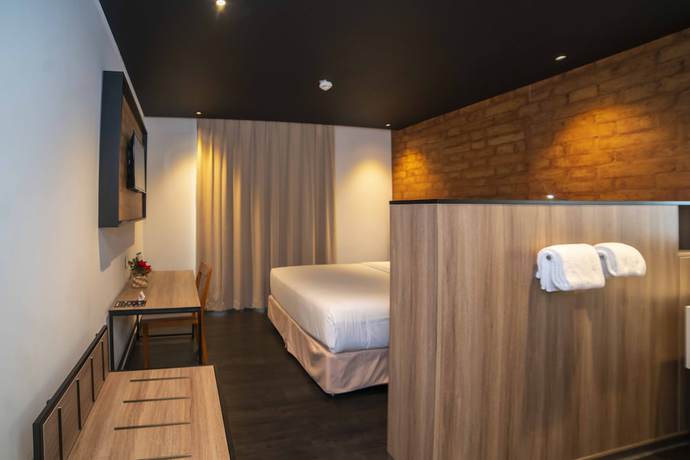 Imagen de la habitación del Hotel ONOMO Douala. Foto 4