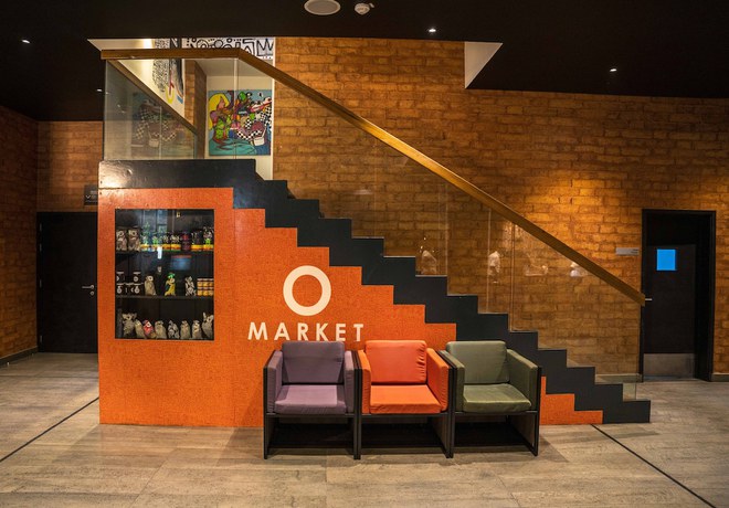 Imagen de los interiores del Hotel ONOMO Douala. Foto 17