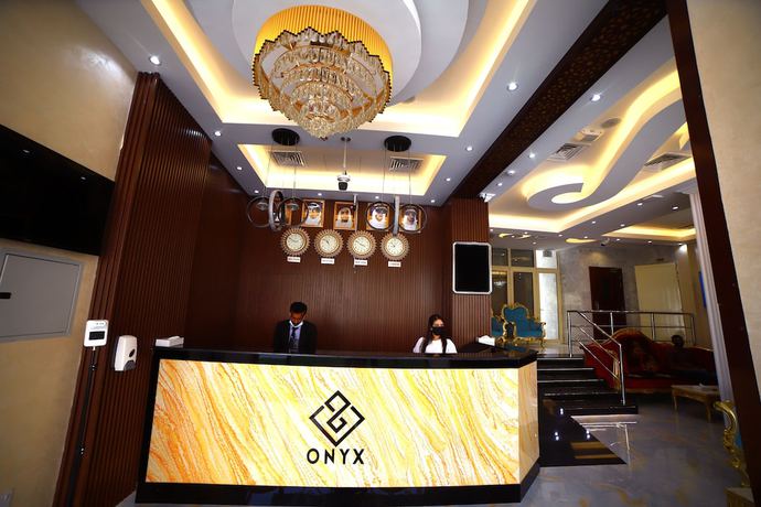 Imagen de los interiores del Hotel ONYX HOTEL APARTMENTS. Foto 19