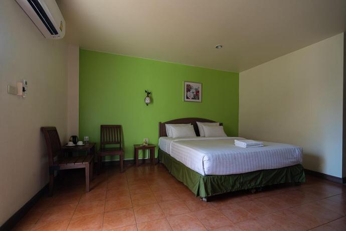 Imagen de la habitación del Hotel OPEY DE PLACE PATTAYA. Foto 4
