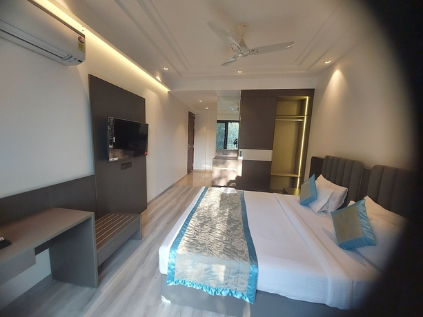 Imagen de la habitación del Hotel OPO Iffco Chowk. Foto 6