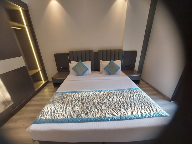 Imagen de la habitación del Hotel OPO Iffco Chowk. Foto 10